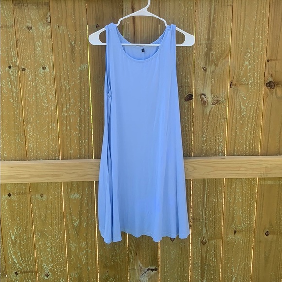 Dresses & Skirts - Cute Light Blue Dress w/ Pockets! LIKE NEW!